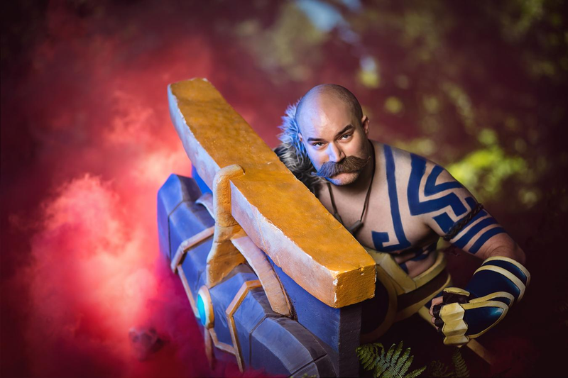 Illustration for article titled Britain's League Of Legends Cosplay Is *Chef Kisses Fingers*